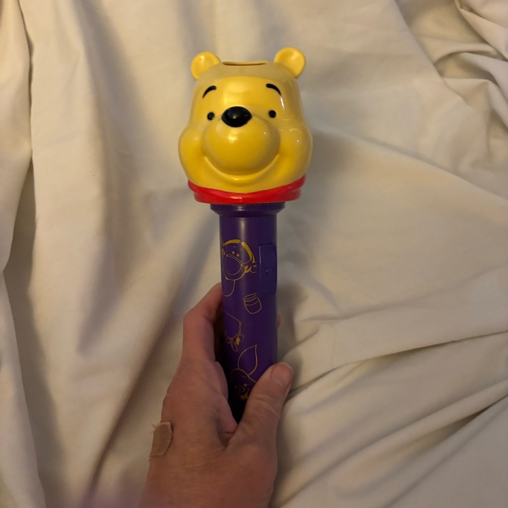 RARE Vintage Winnie the Pooh head flashlight works